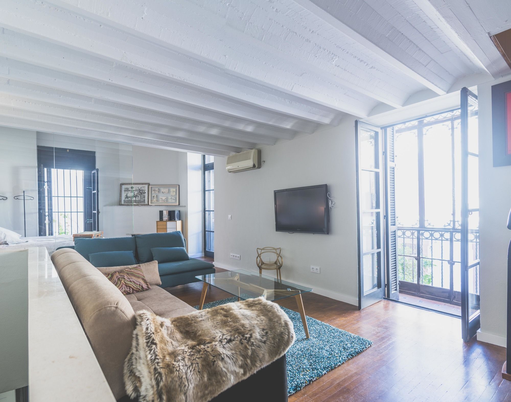 She Loft Alameda Apartment Seville Ngoại thất bức ảnh